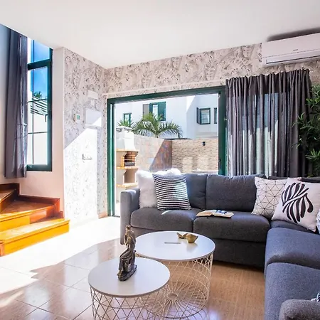 Casa Evelyn Piscina Climatizada 펜션