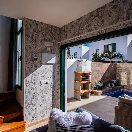 Casa Evelyn Piscina Climatizada * Playa Blanca