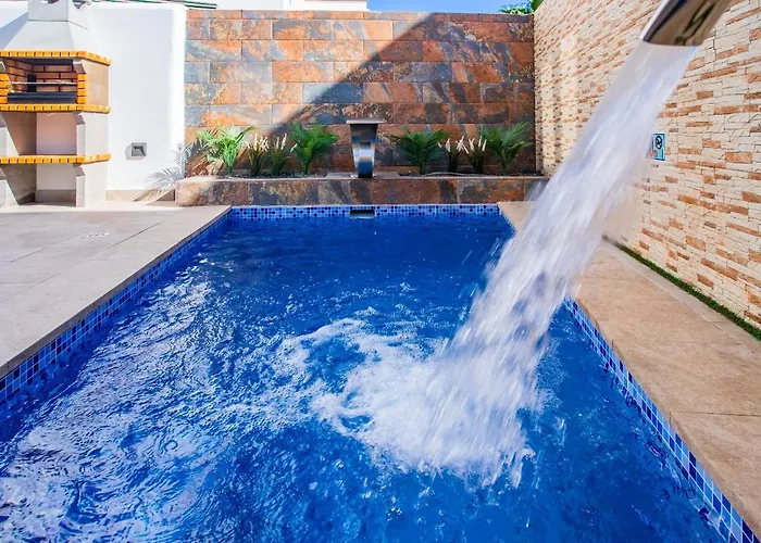 Casa Evelyn Piscina Climatizada *