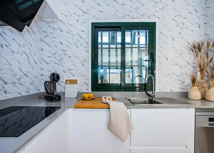 Casa Evelyn Piscina Climatizada Semesterbostad Playa Blanca (Lanzarote)