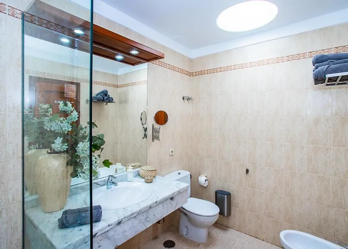 Semesterbostad Casa Evelyn Piscina Climatizada