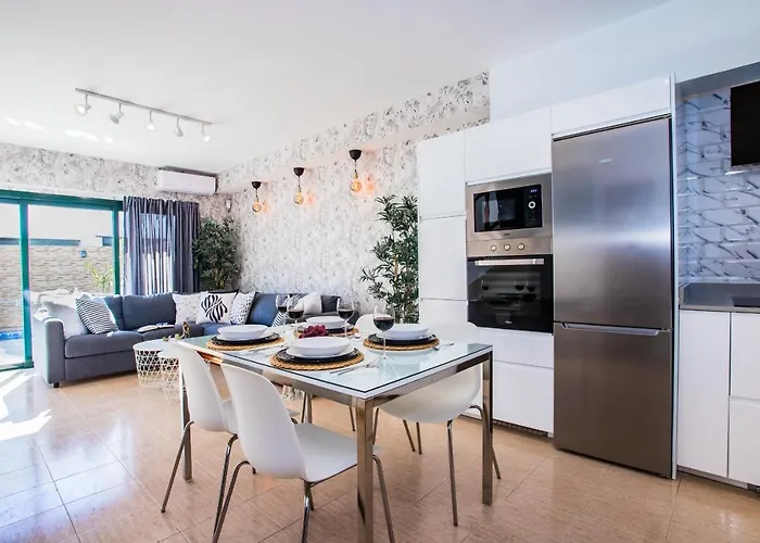 Casa Evelyn Piscina Climatizada Σπίτι διακοπών